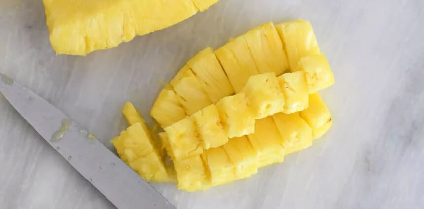 Pineapple cubes