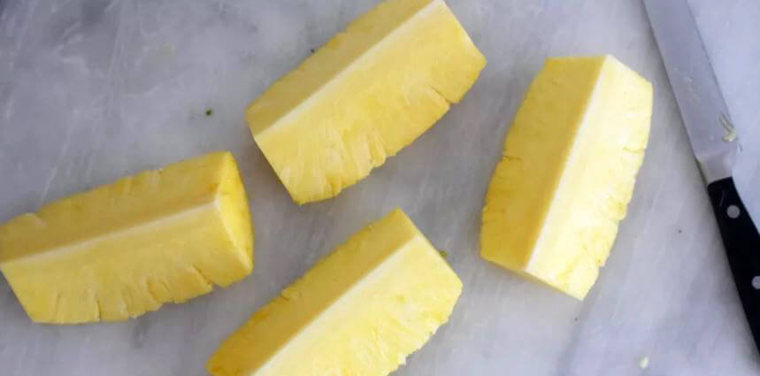 Pineapple core extraction — Step 1
