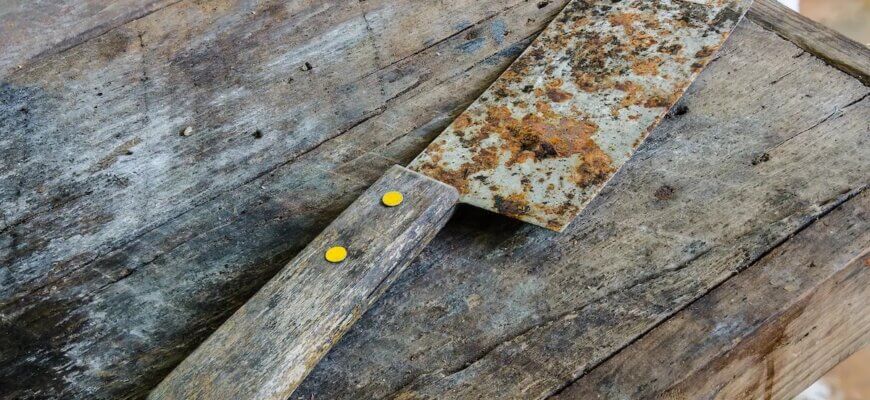 remove rust from a knife
